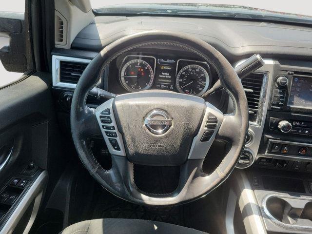 2017 Nissan Titan SV photo 12