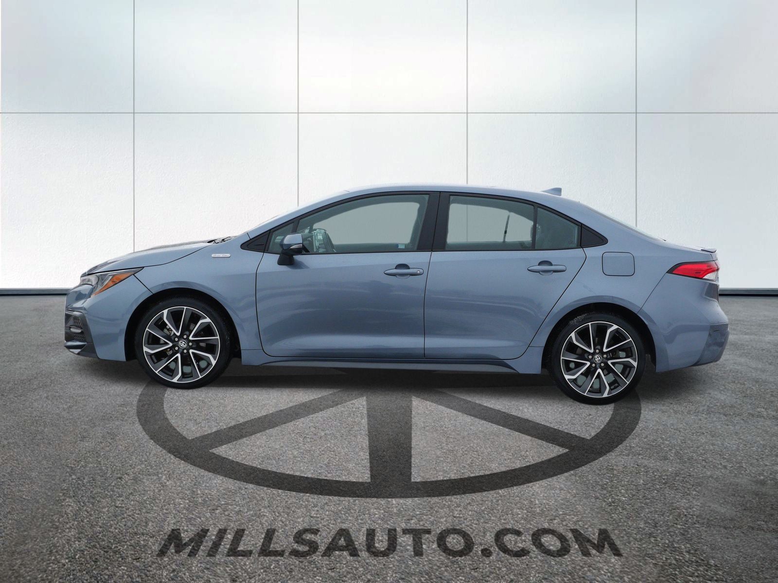 Used 2020 Toyota Corolla SE with VIN 5YFS4RCEXLP044302 for sale in Willmar, Minnesota