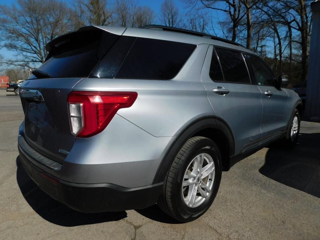 2020 Ford Explorer XLT photo 3
