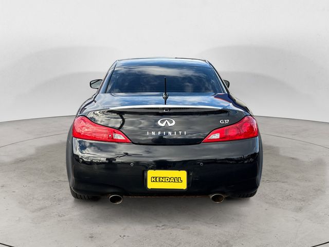 2010 Infiniti G37 Base photo 4