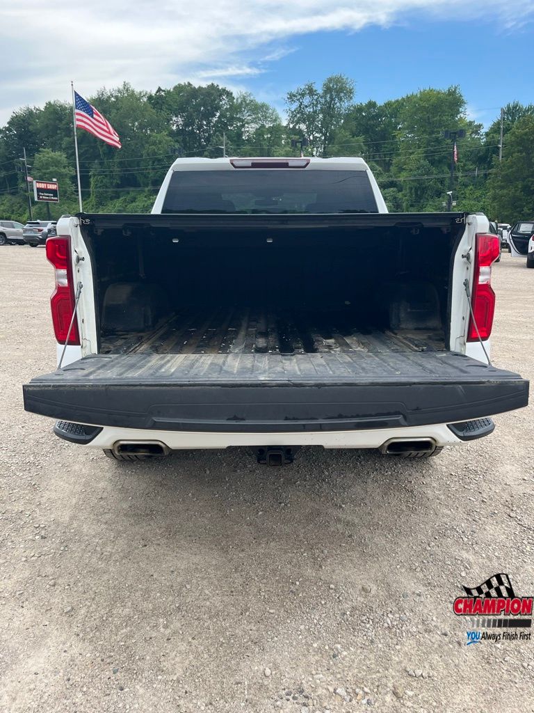 2020 Chevrolet Silverado 1500 Custom photo 16