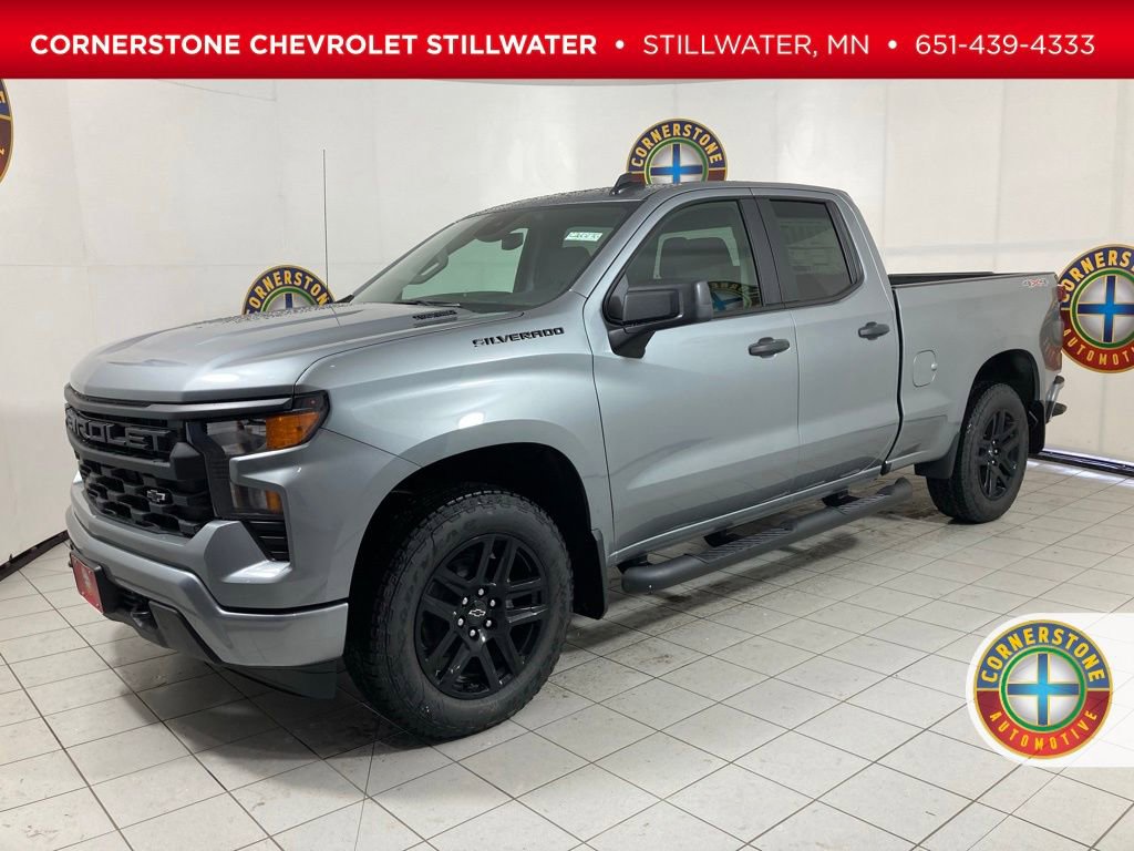 2026 Chevrolet Silverado Base's photo