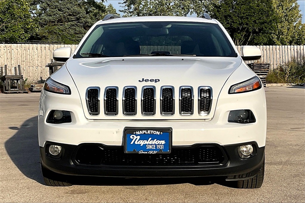 2017 Jeep Cherokee Latitude photo 3