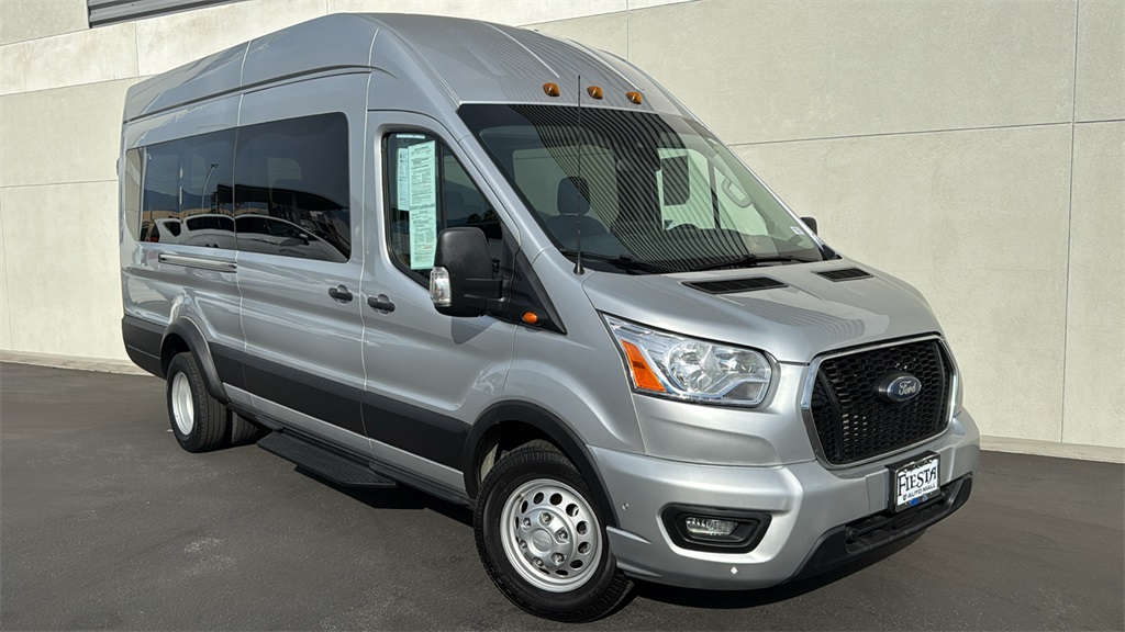 2022 Ford Transit Passenger Van XLT's photo