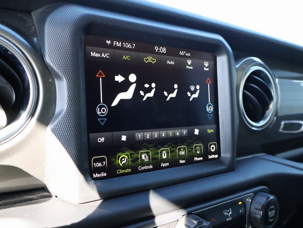 2023 Jeep Gladiator Overland photo 30
