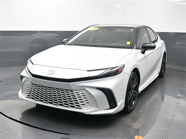 2025 Toyota Camry XSE's photo