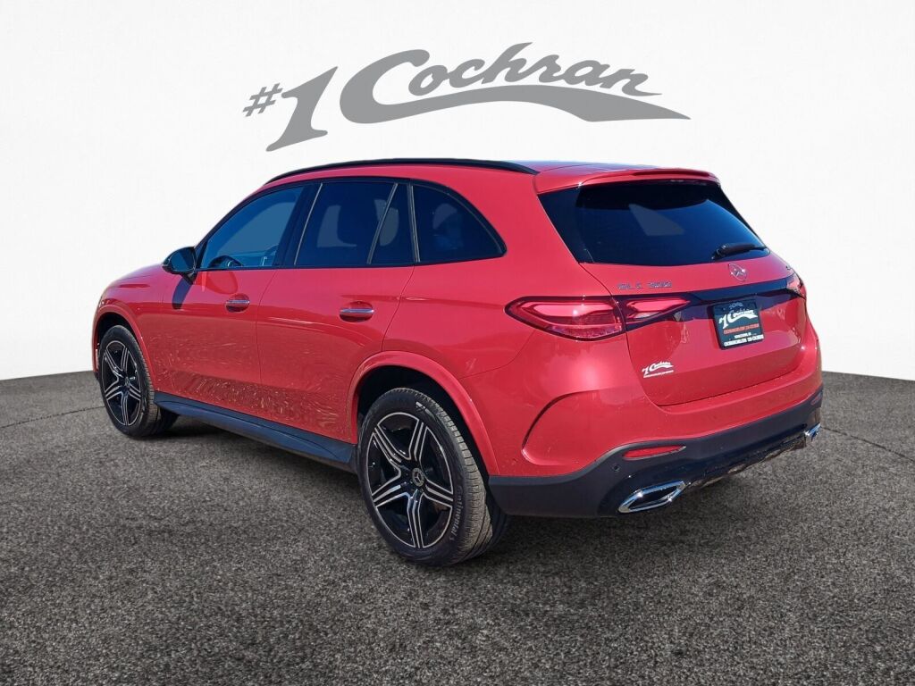 2025 Mercedes Benz GLC 300 4MATIC photo 5