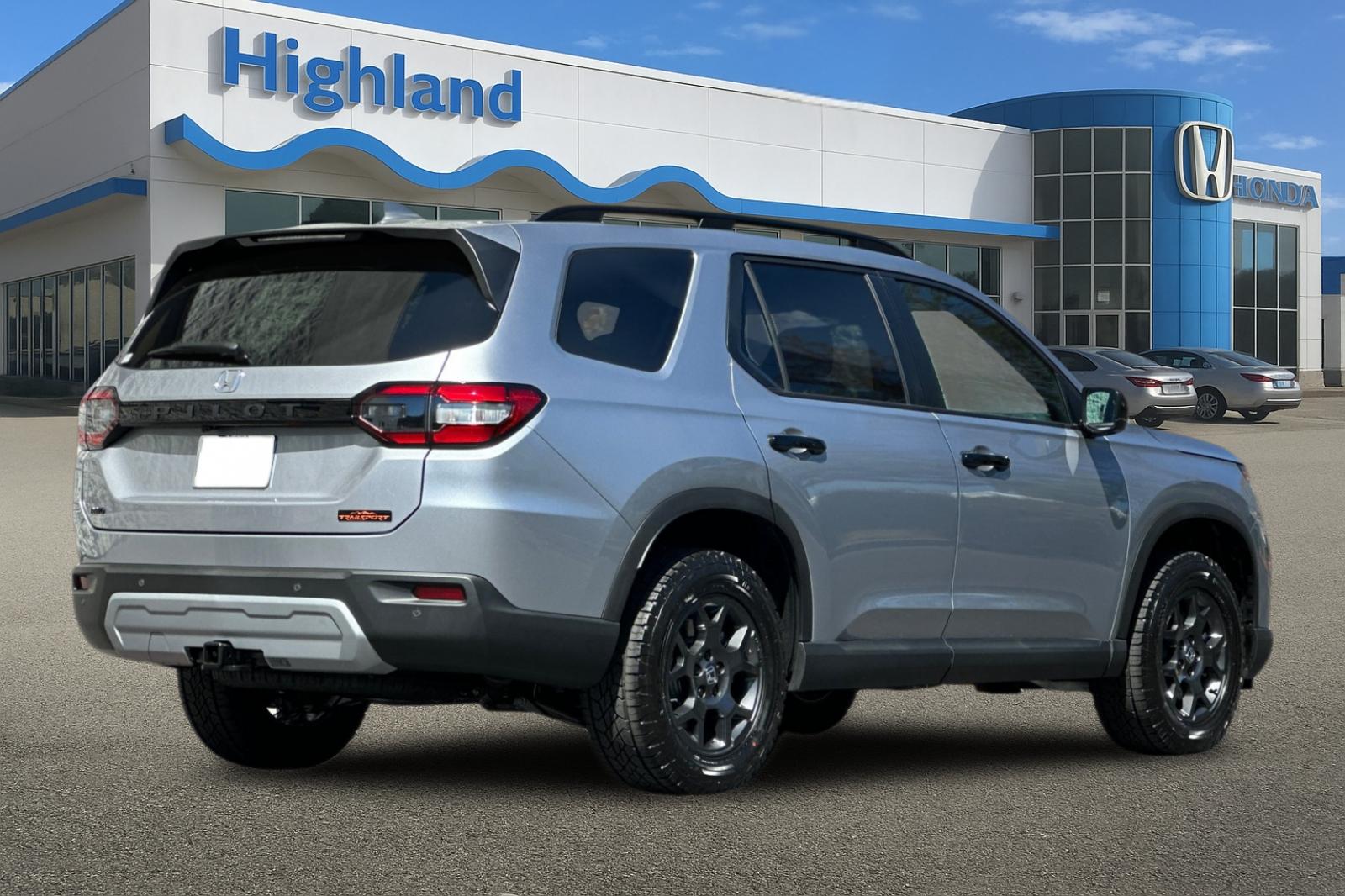 2025 Honda Pilot TrailSport photo 4