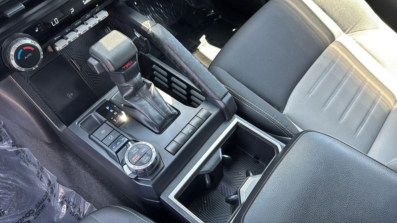 2024 Toyota Tacoma TRD Double Cab photo 21