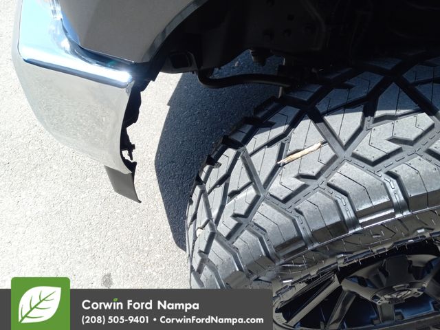 Used 2017 Gray Ford XLT image 33