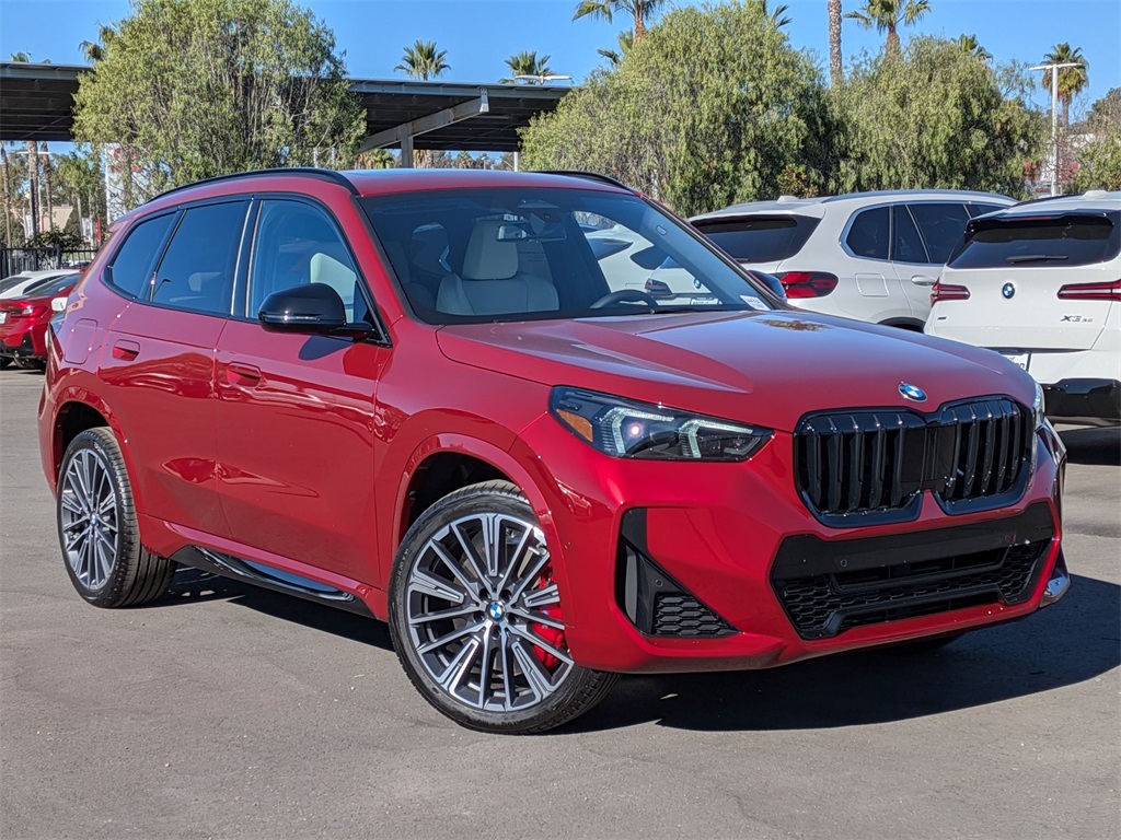 2026 BMW X1 28i's photo