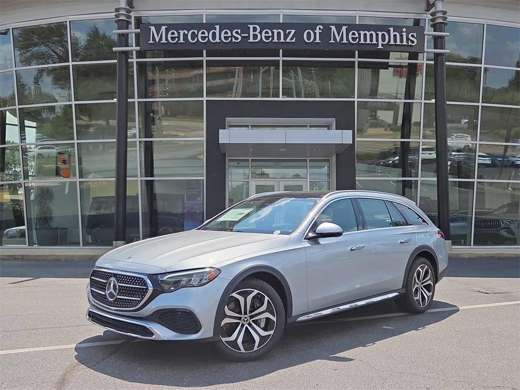 2025 Mercedes-Benz E-Class E450 All-Terrain's photo