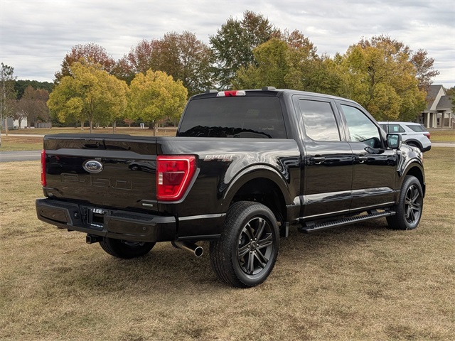 2022 Ford F-150 XLT photo 3