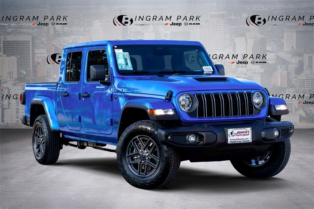 2026 Jeep Gladiator Sport S's photo