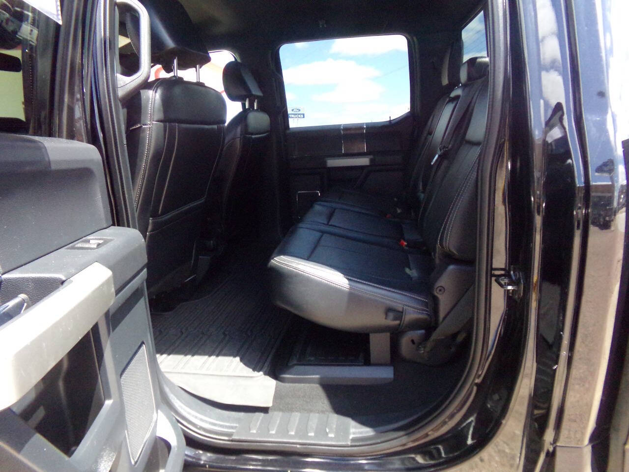 2022 Ford F-250 Lariat photo 7