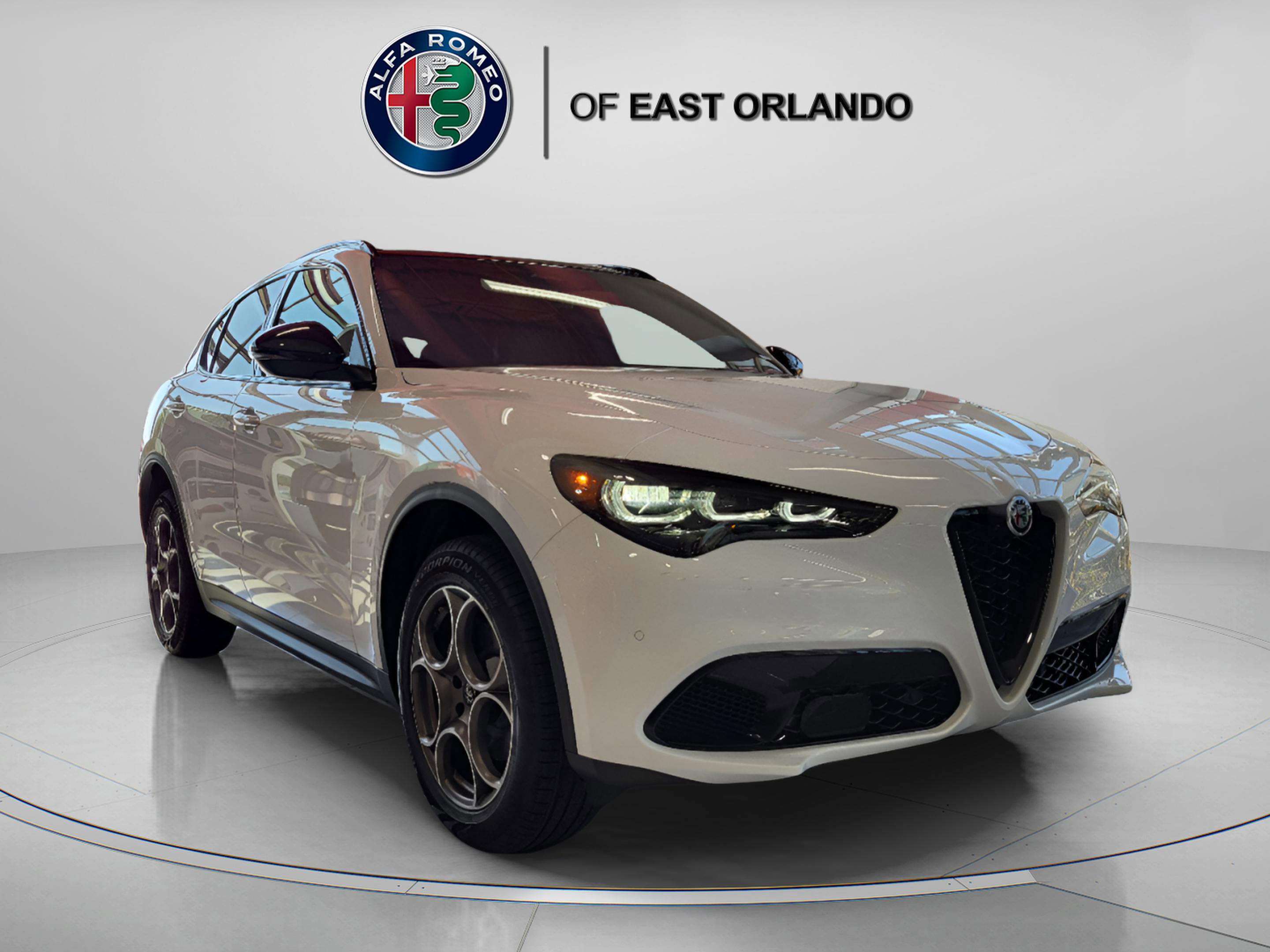 2025 Alfa Romeo Stelvio