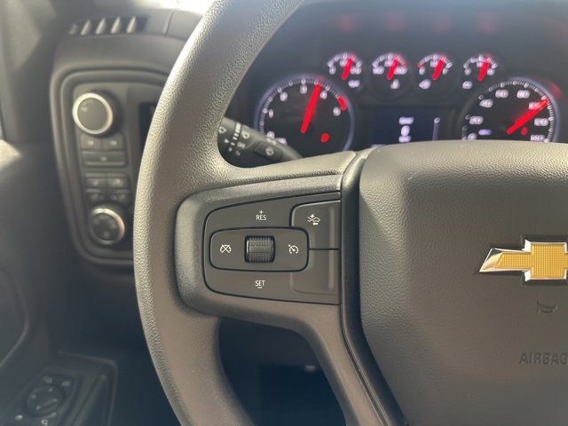 2025 Chevrolet Silverado 2500HD Custom photo 17