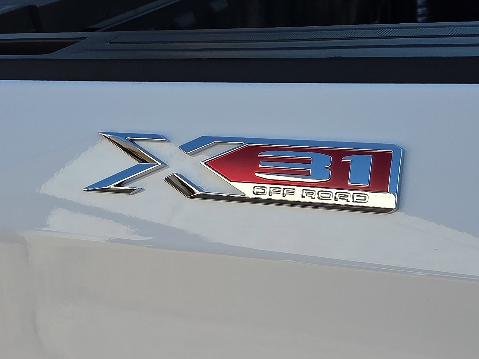 2026 Gmc Sierra 1500 SLT photo 4