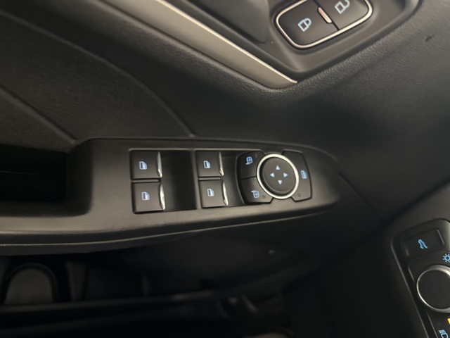 2022 Ford Escape SE photo 23