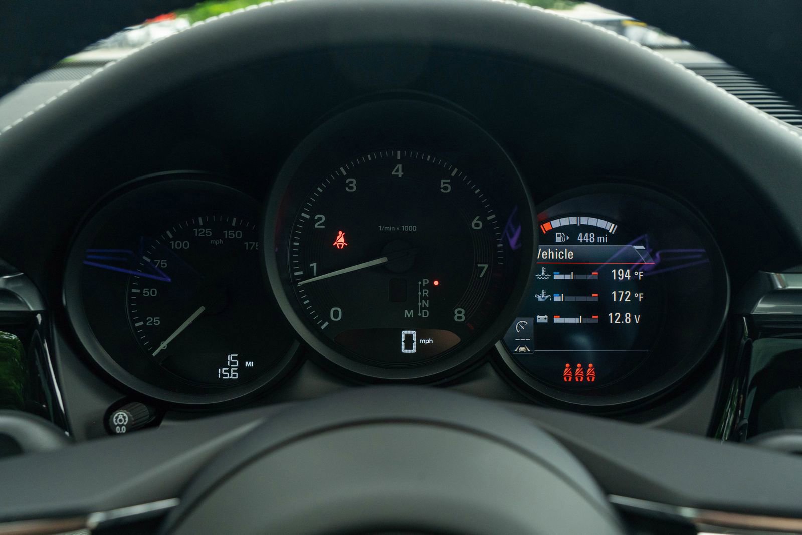 2025 Porsche Macan Base photo 23