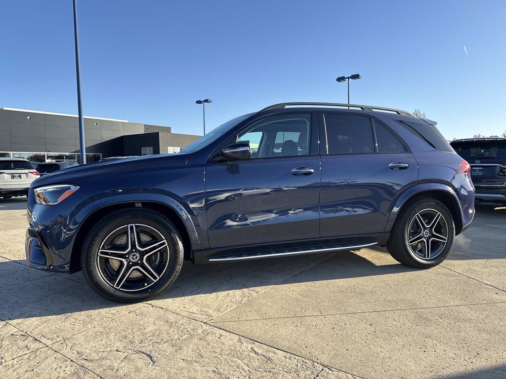 2026 Mercedes Benz GLE 350 4MATIC photo 2