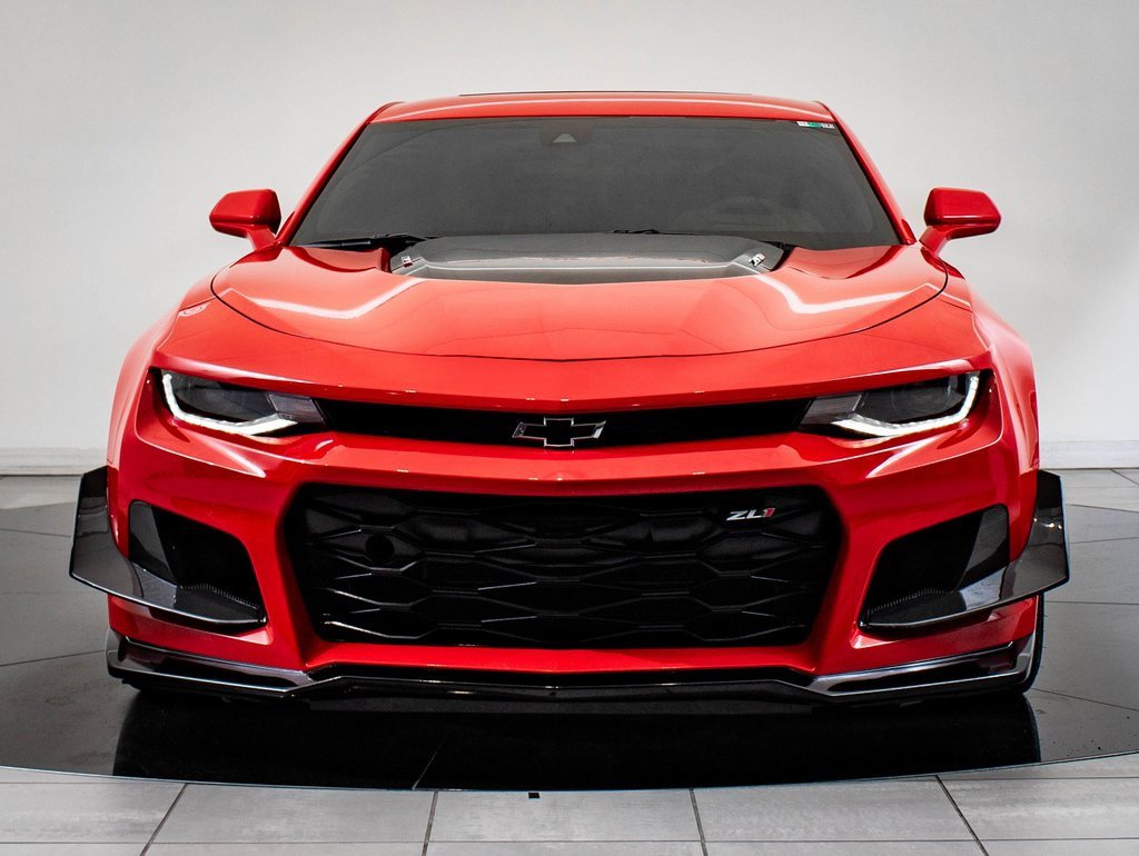 2020 Chevrolet Camaro ZL1 photo 2