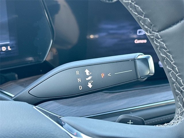 2025 Chevrolet Suburban LT photo 33