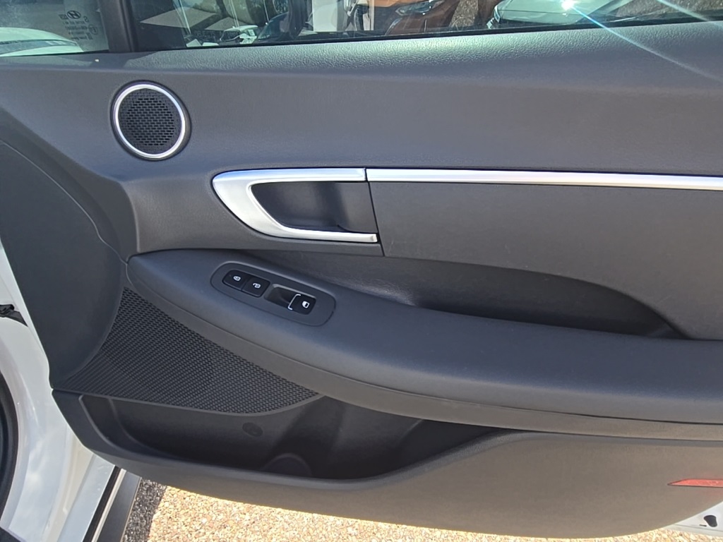 2020 Hyundai Sonata SE photo 19