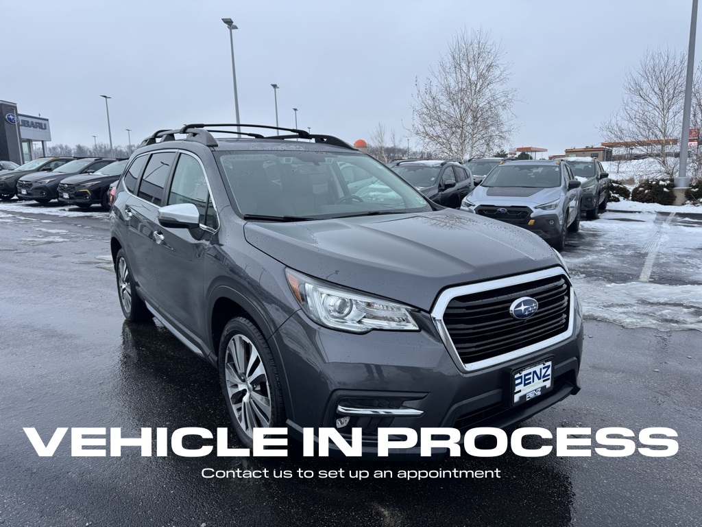 2022 Subaru Ascent Touring's photo