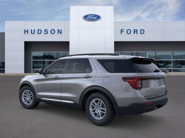 2025 Ford Explorer photo 4