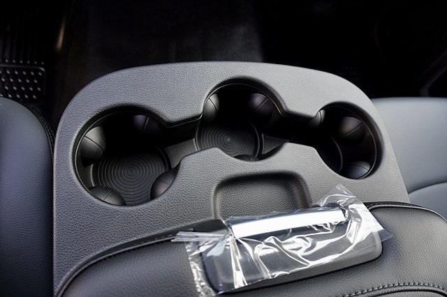 New 2024 Bright White Clear-Coat Exterior Paint RAM Tradesman image 35