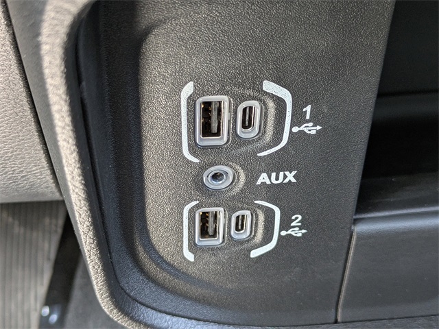 2025 Ram 3500 Big Horn photo 28