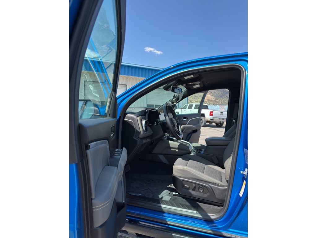 2024 Chevrolet Colorado ZR2 photo 4