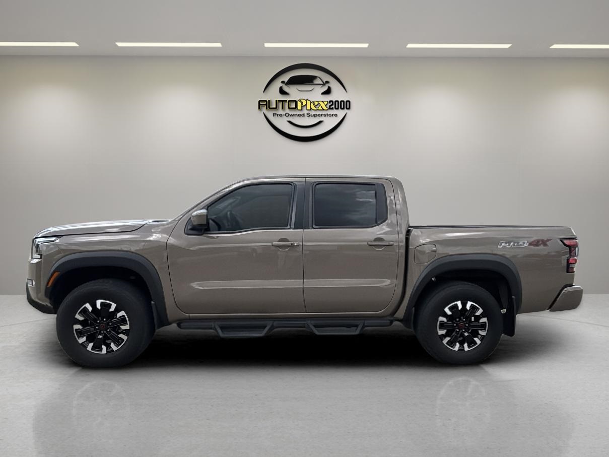 2024 Nissan Frontier PRO-4X's photo