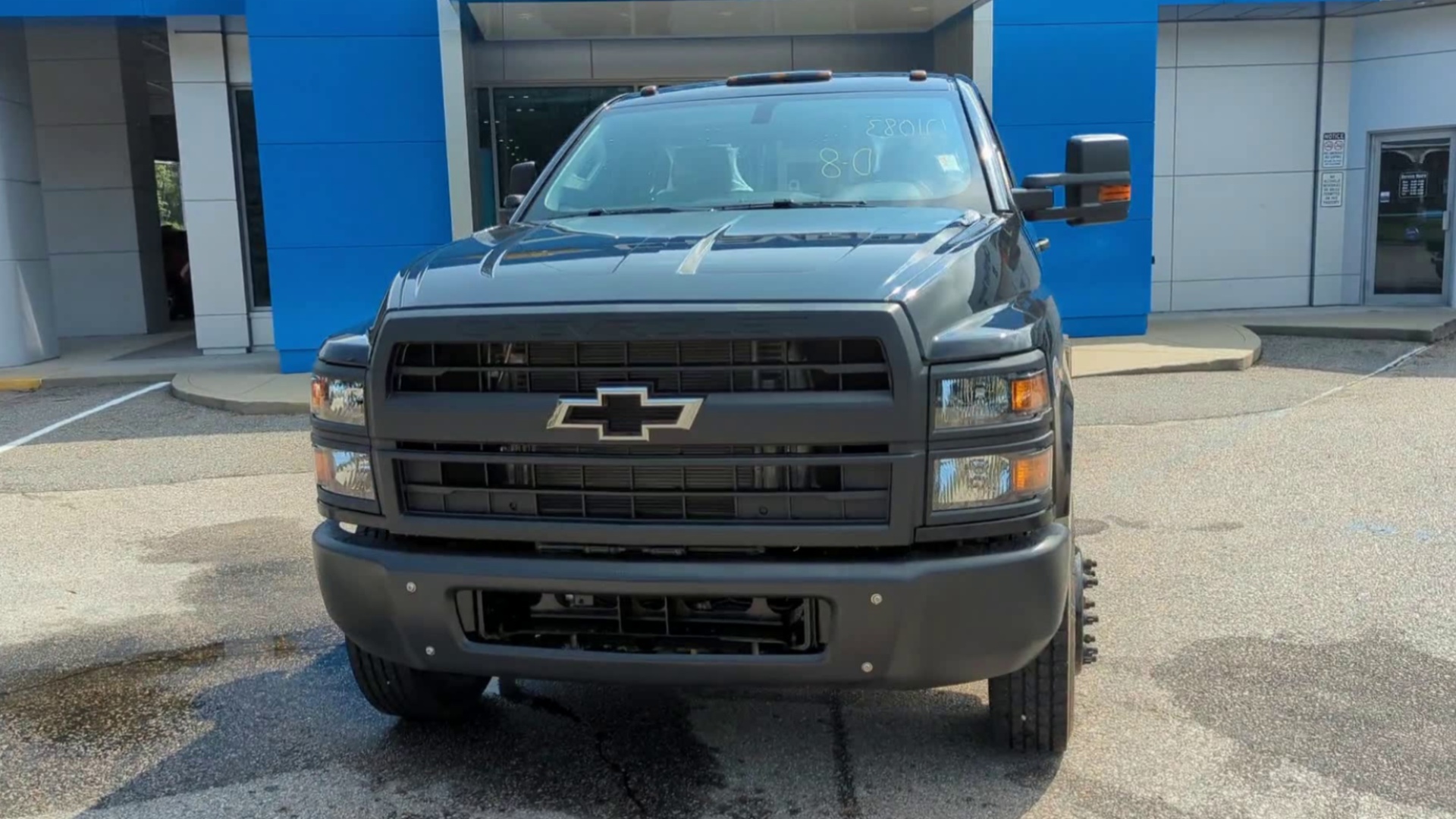 2024 Chevrolet Silverado 5500HD Work Truck photo 22