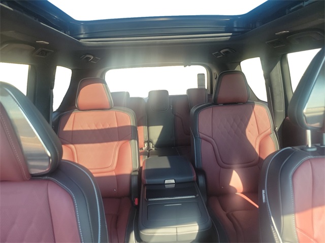 2026 Infiniti QX80 photo 13