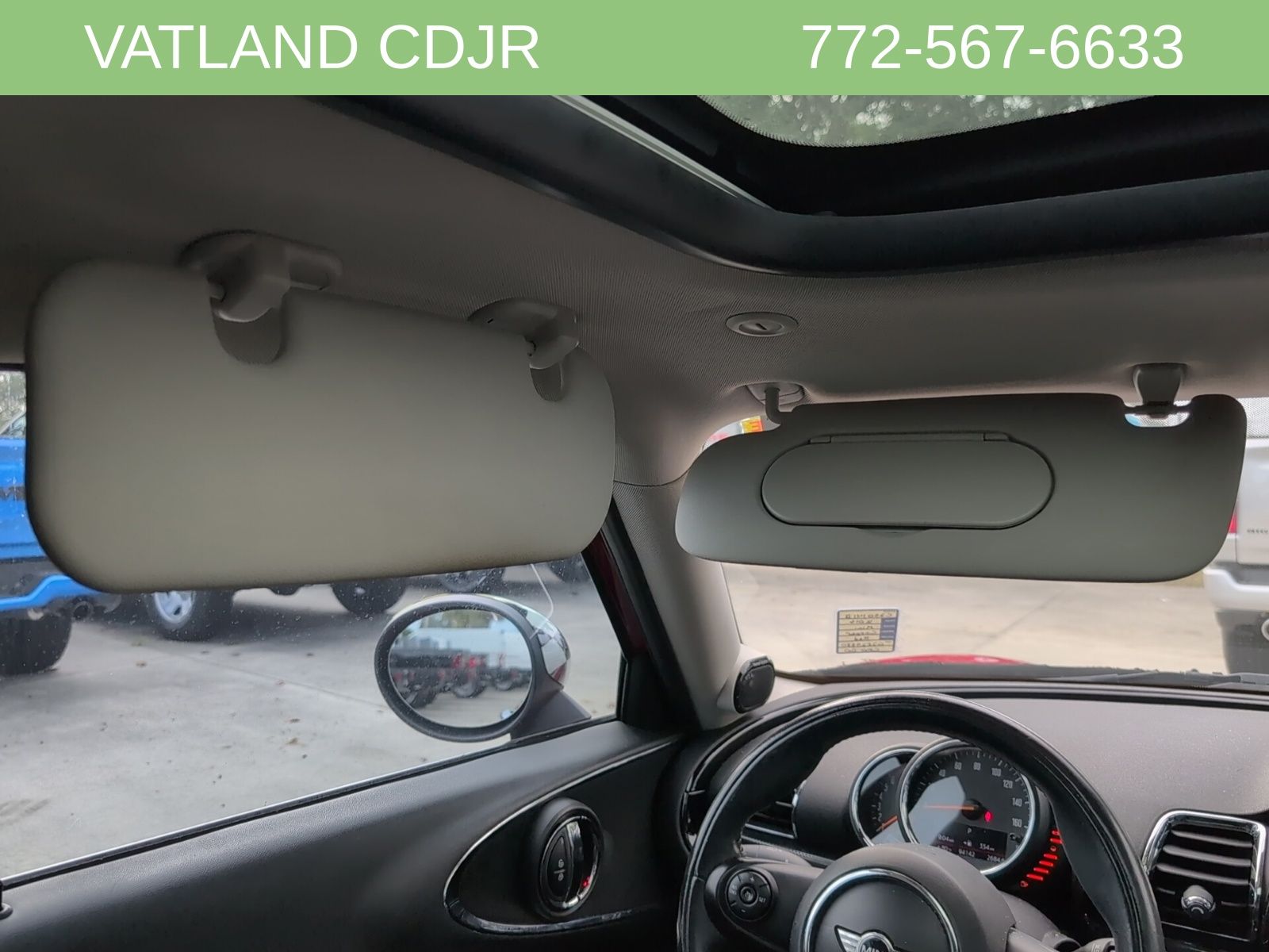 2016 Mini Clubman Base photo 29