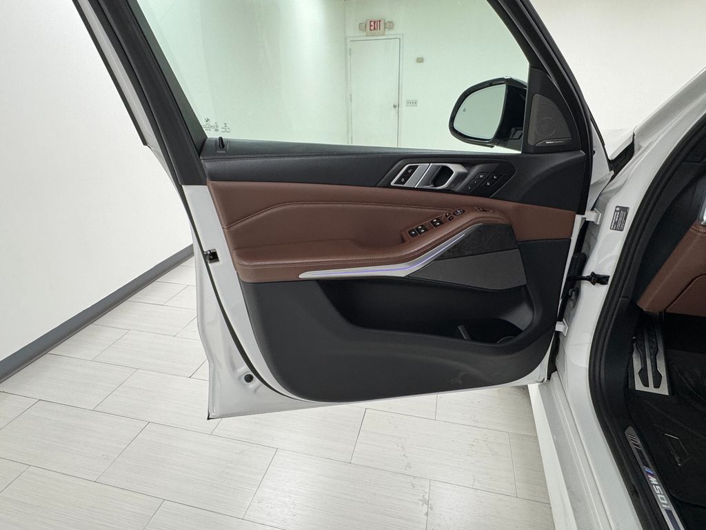 2020 Bmw X5 M50i photo 10