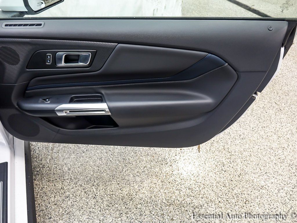 2024 FORD MUSTANG - Image 21