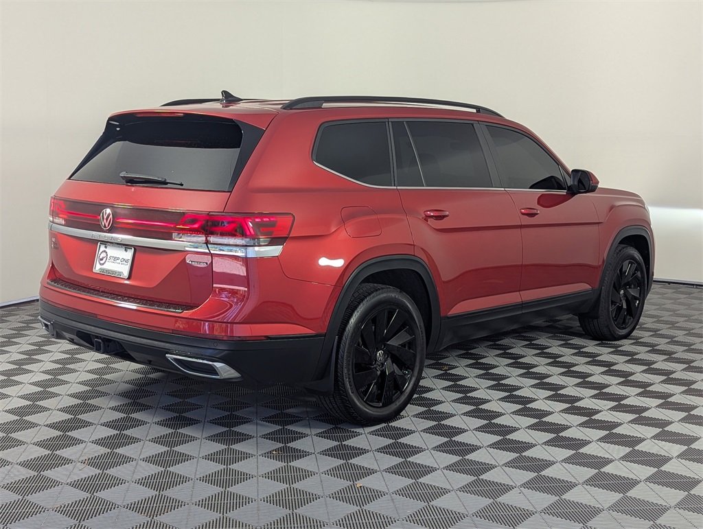 2024 Volkswagen Atlas SE Technology photo 4