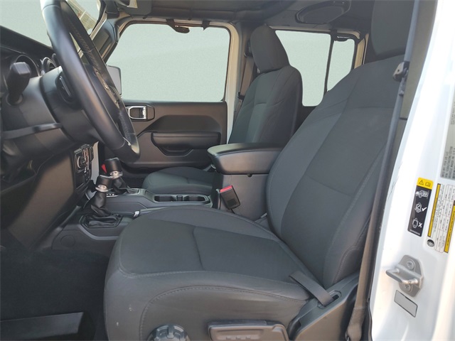 2022 Jeep Gladiator Altitude photo 24