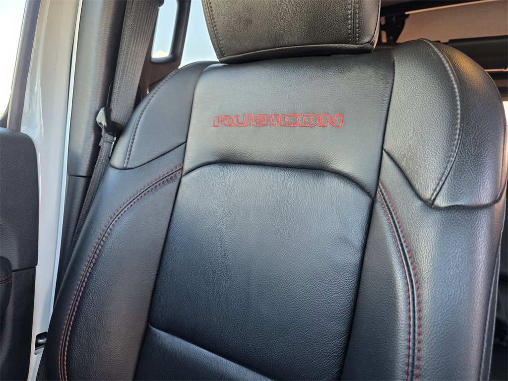 2019 Jeep Wrangler Unlimited Rubicon photo 19