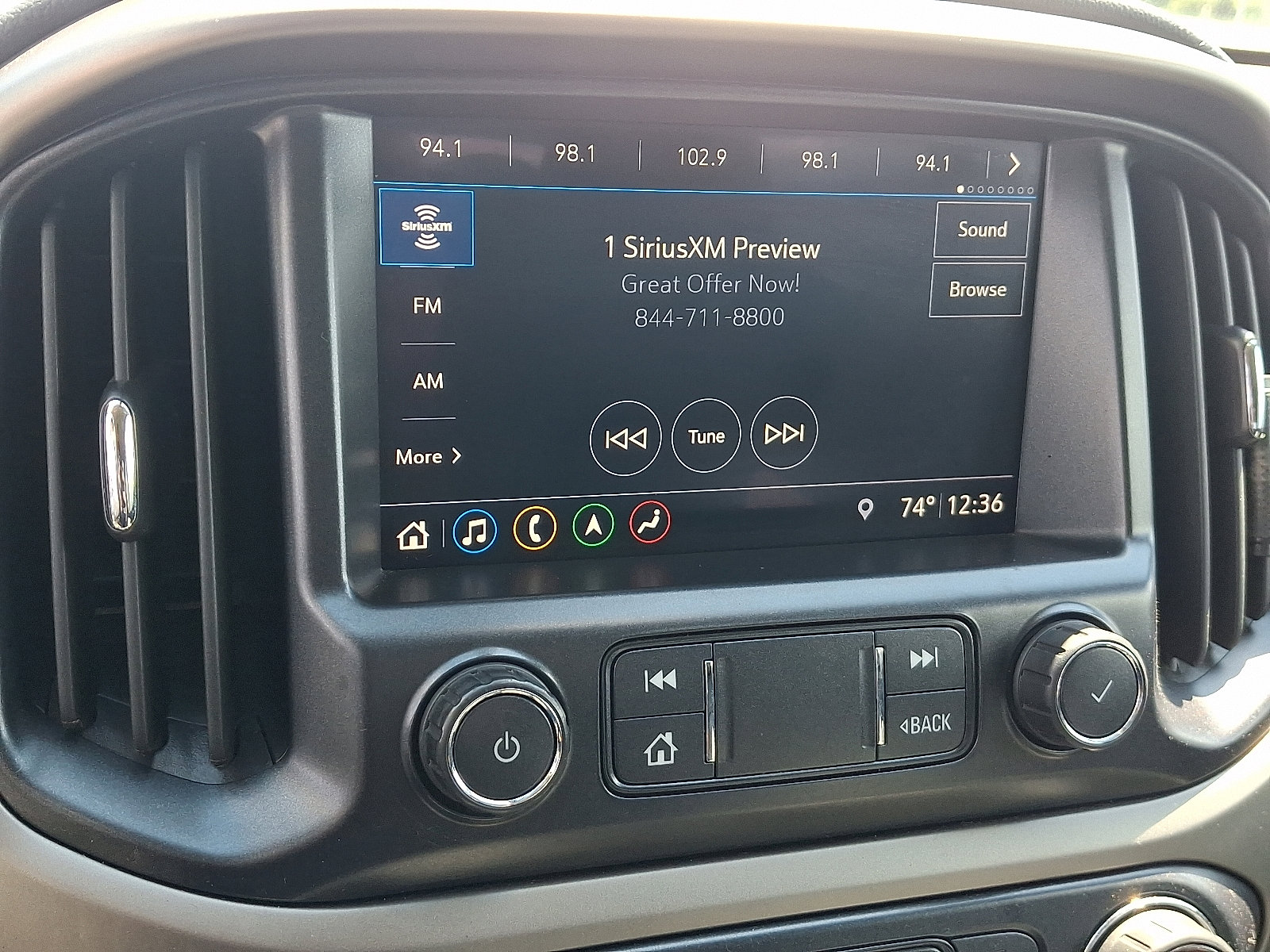 2019 Chevrolet Colorado Z71 photo 16
