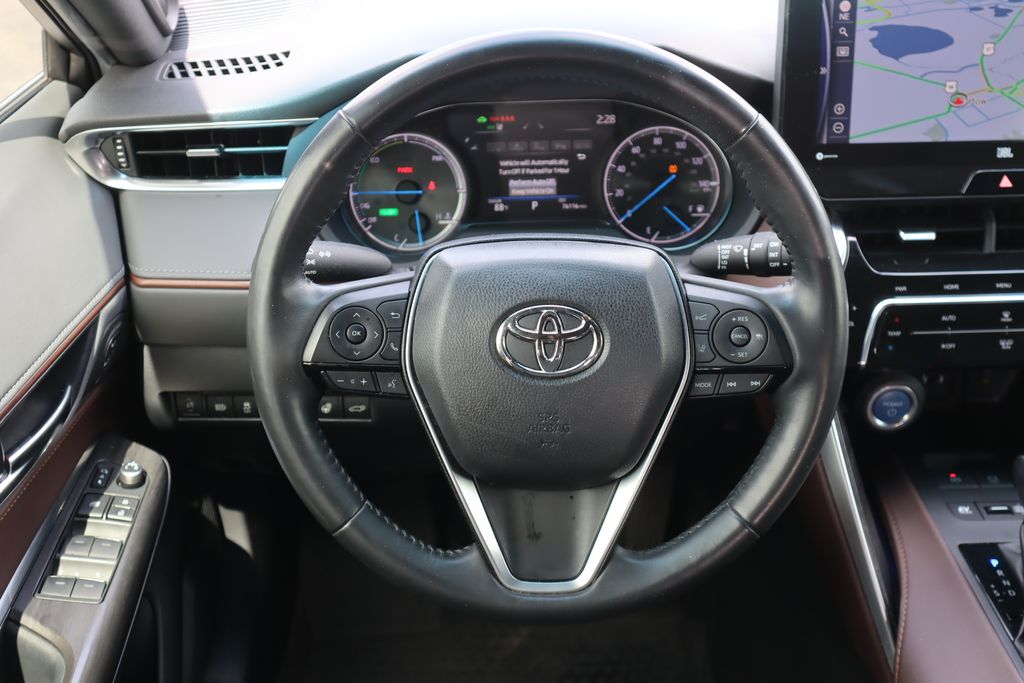 2021 Toyota Venza Limited photo 9