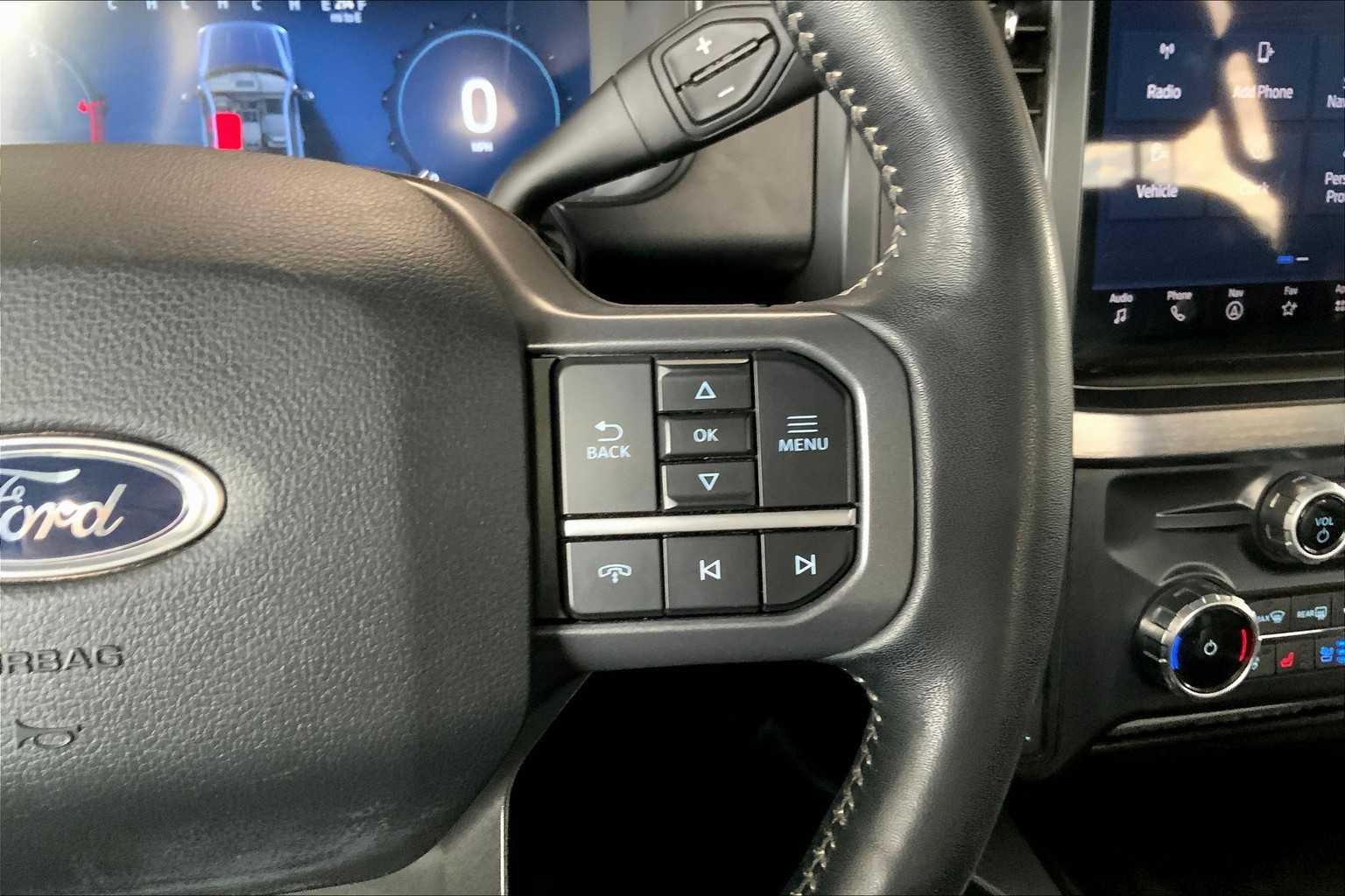 2024 Ford F-250 Lariat photo 21