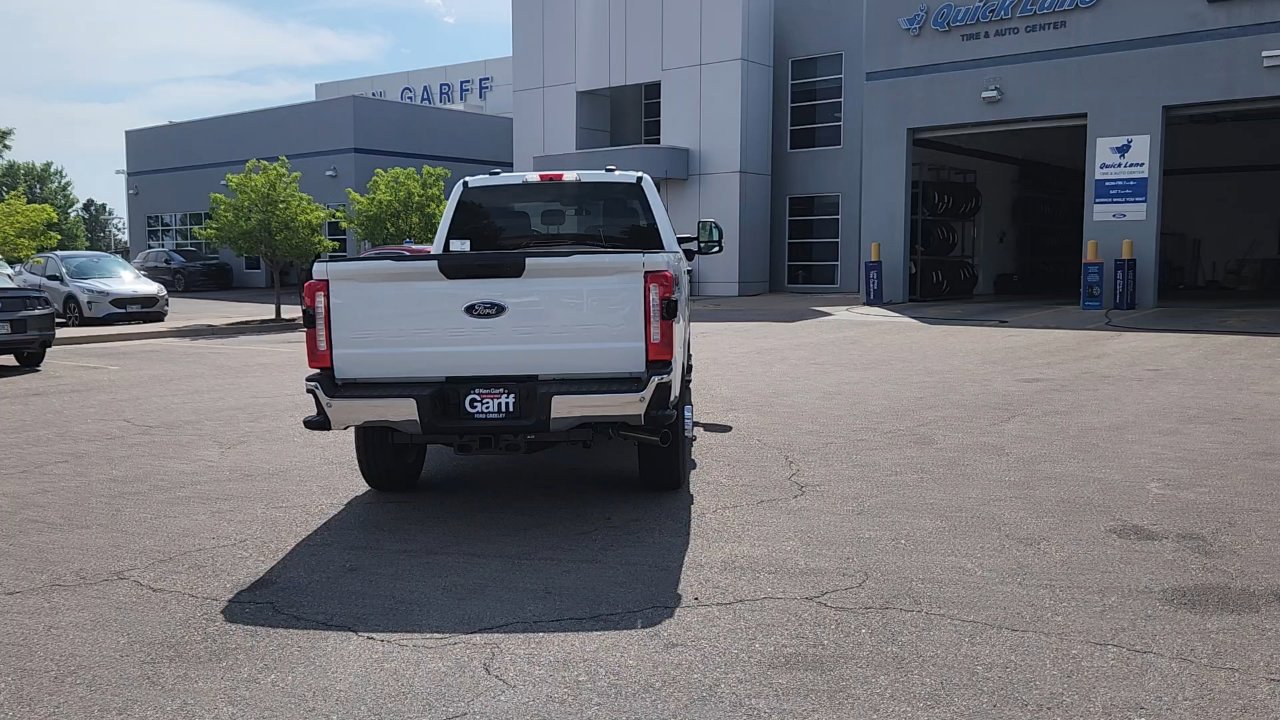 2025 Ford F-250 XLT photo 4