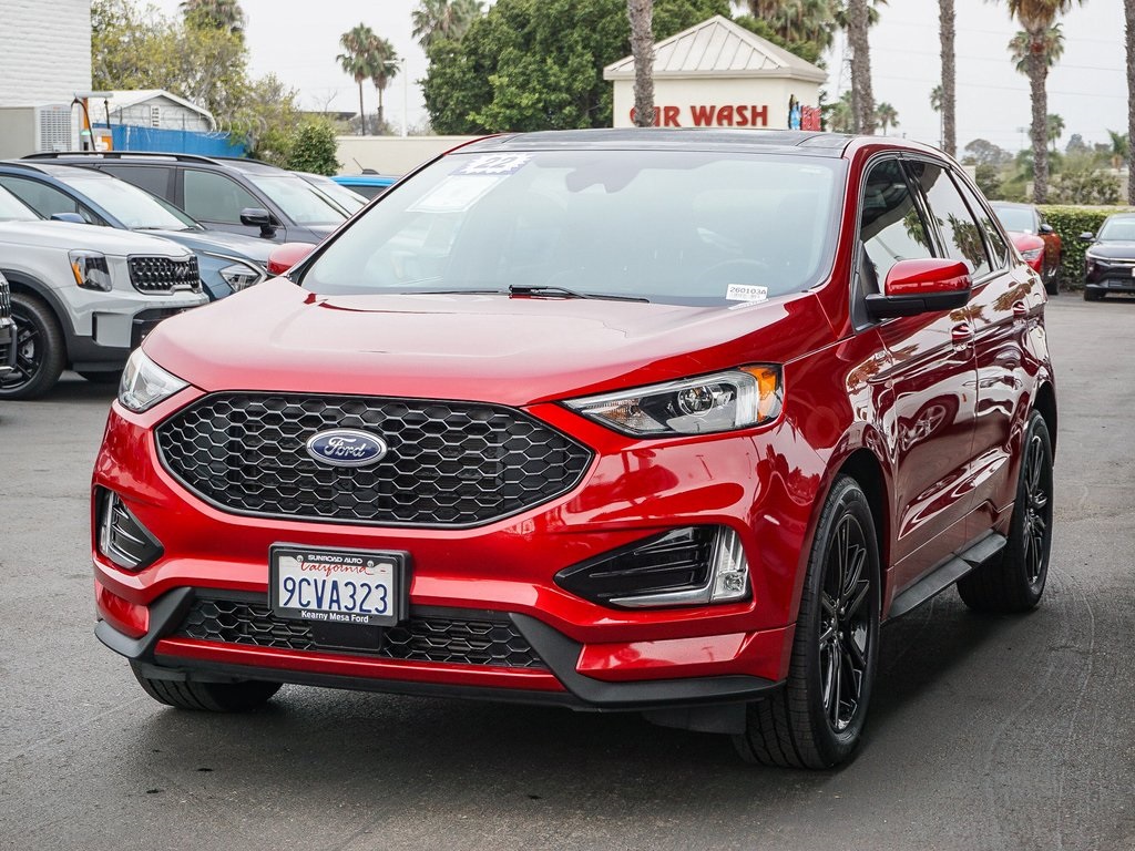 2022 Ford Edge ST photo 3