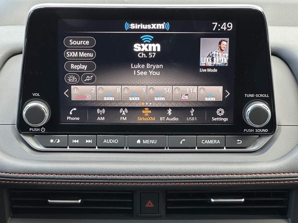 2026 Nissan Rogue SV photo 21