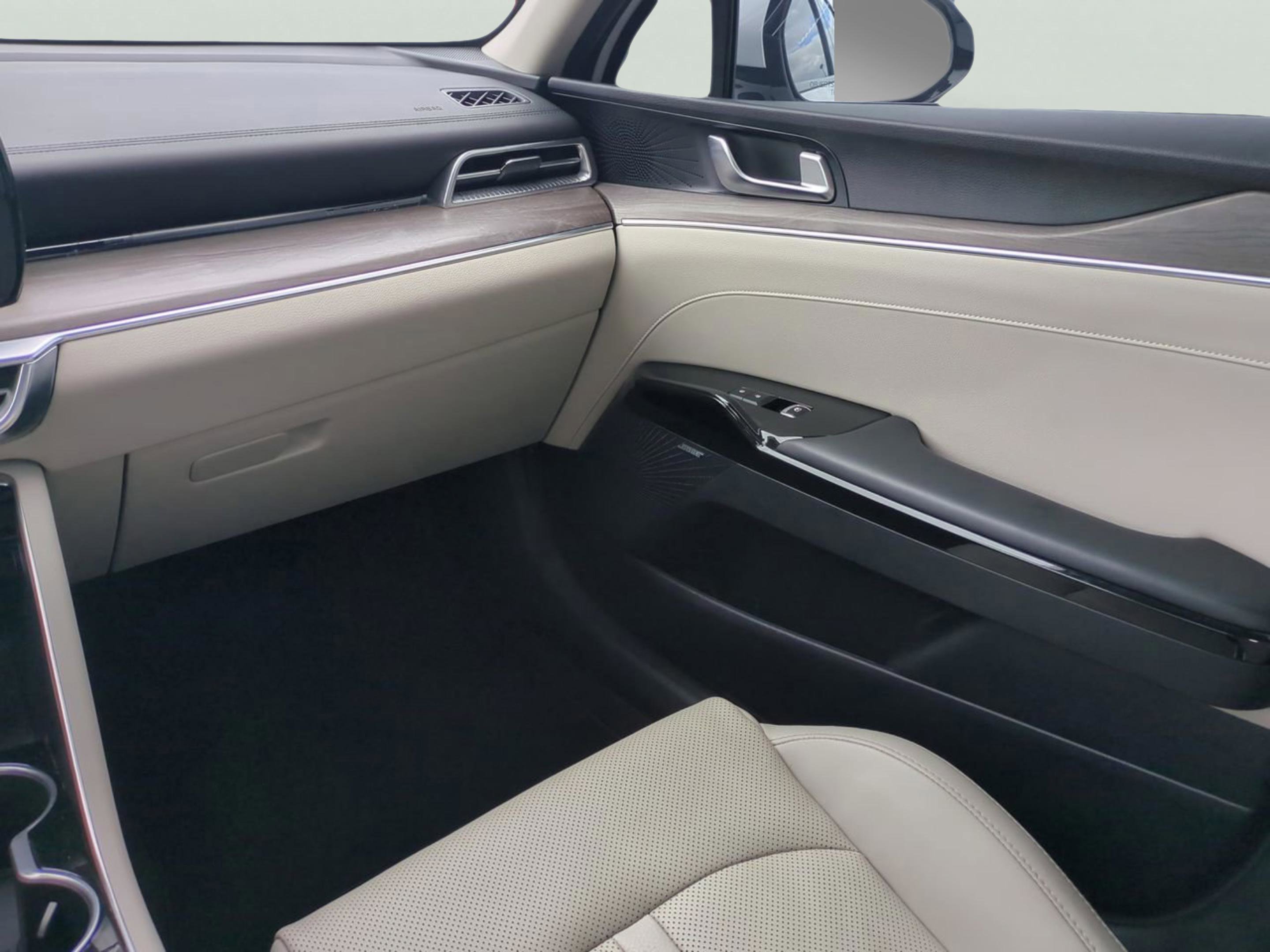 2021 Kia K5 EX photo 16