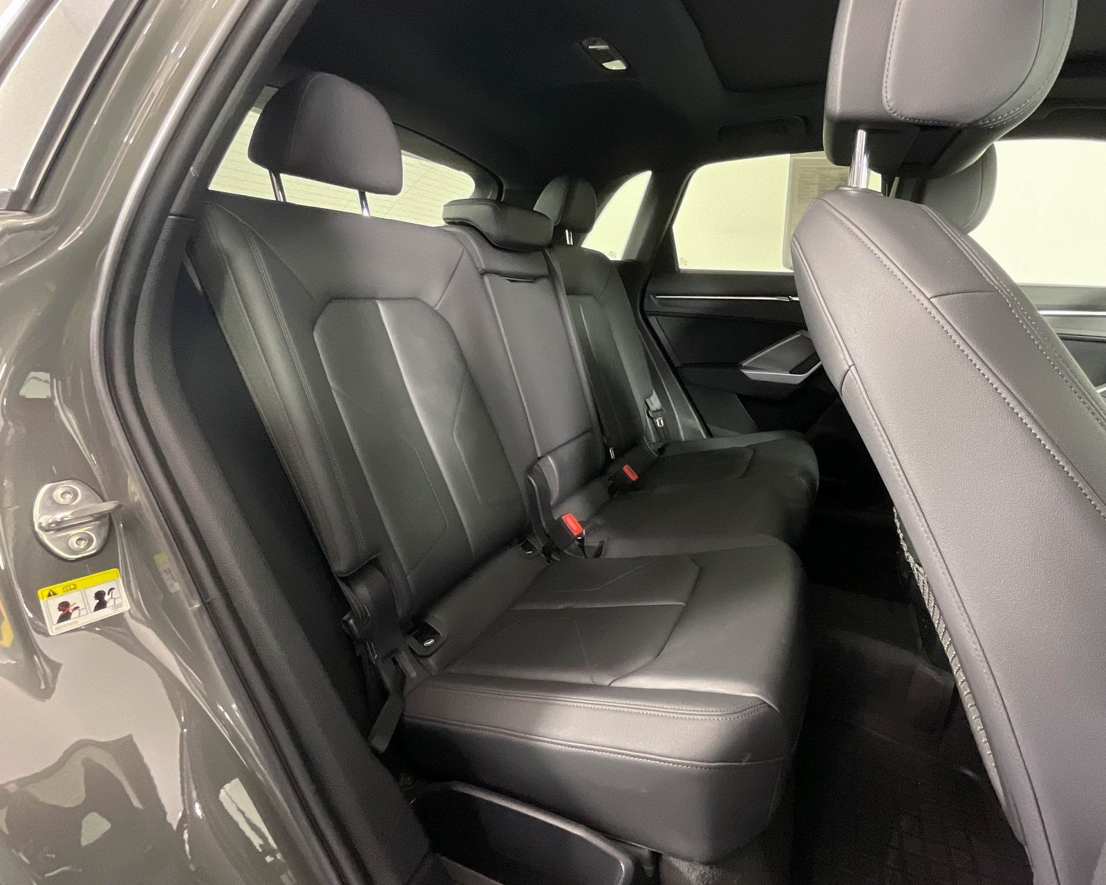 2020 Audi Q3 Premium photo 18